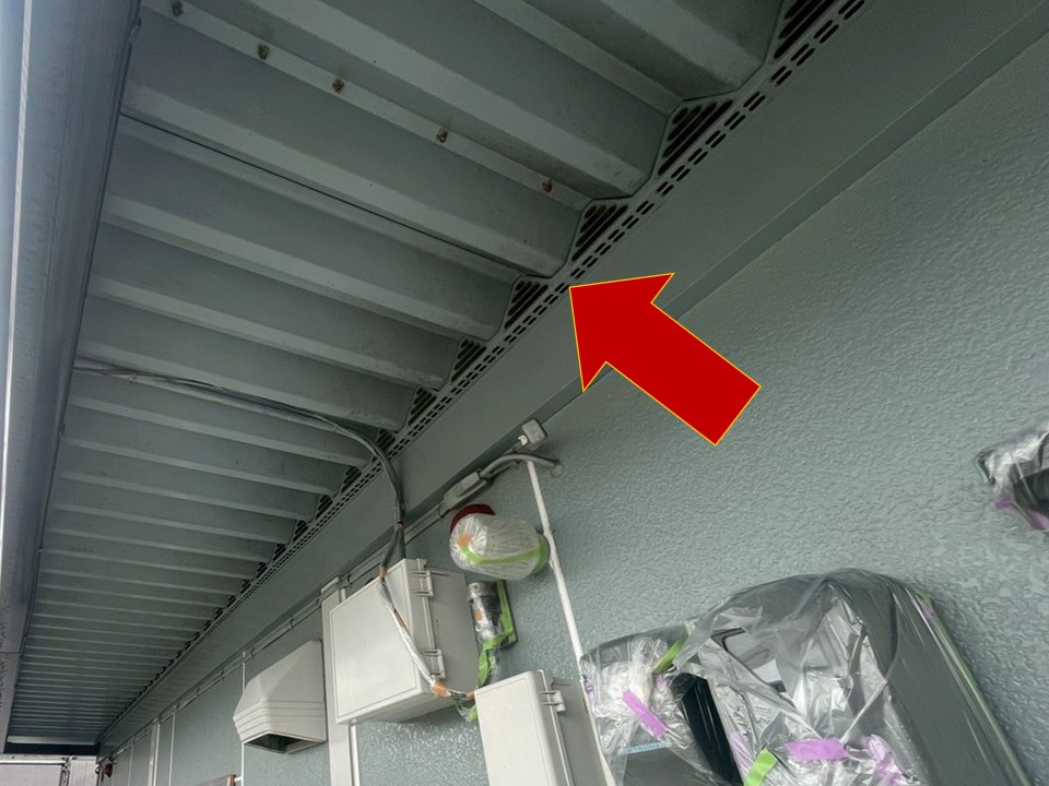 施工前の軒天の状態