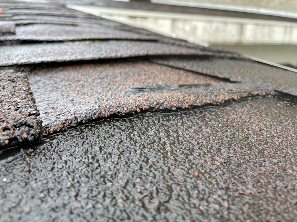 アスファルトシングル屋根とは