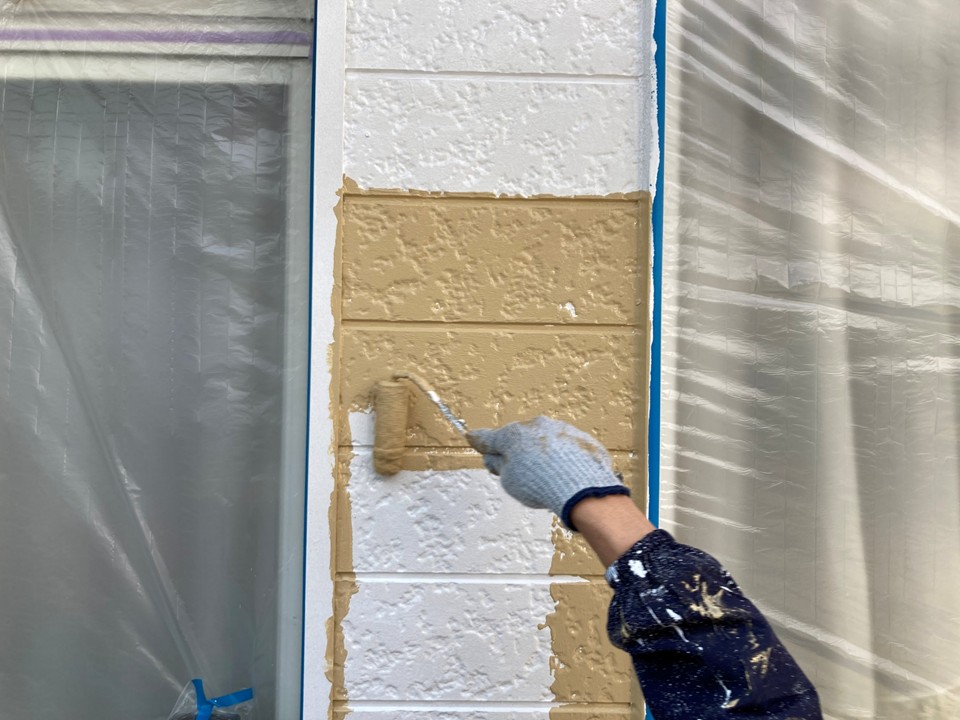 上塗りに１回目に入ります