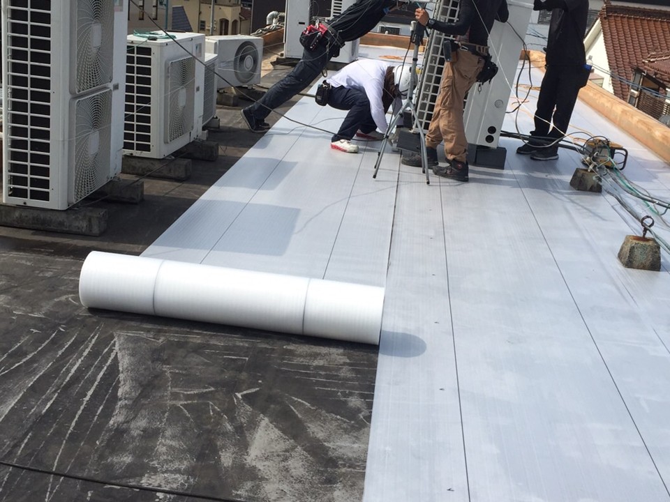 絶縁シート敷設