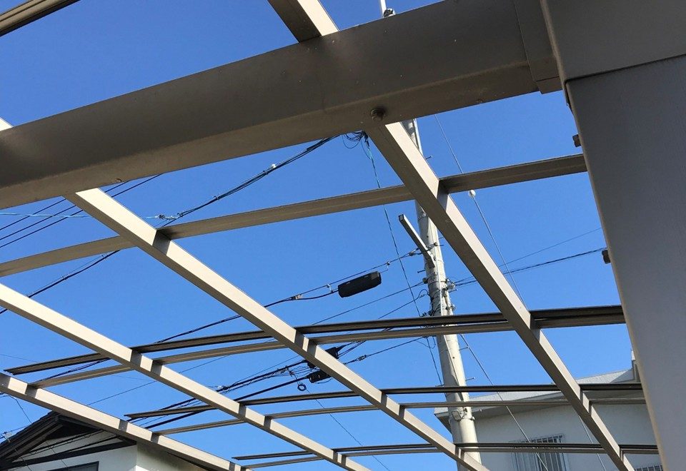 既存屋根材の撤去