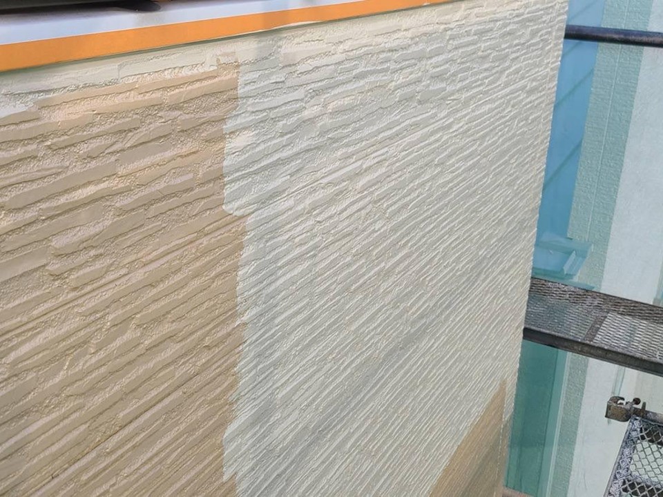 下塗り工程です