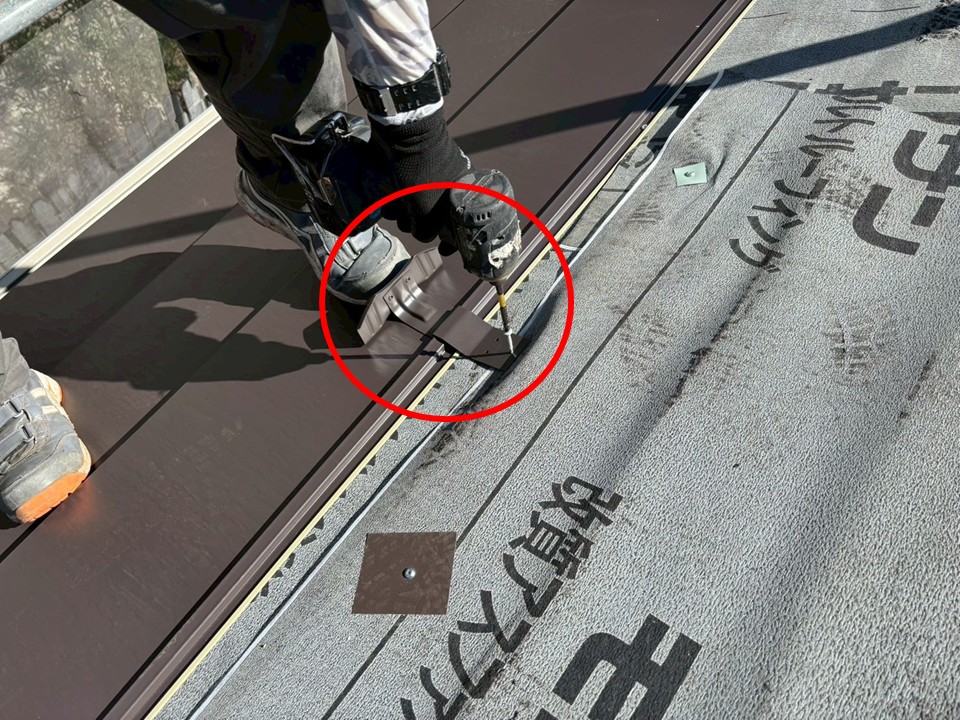 雪止め金具の取り付け