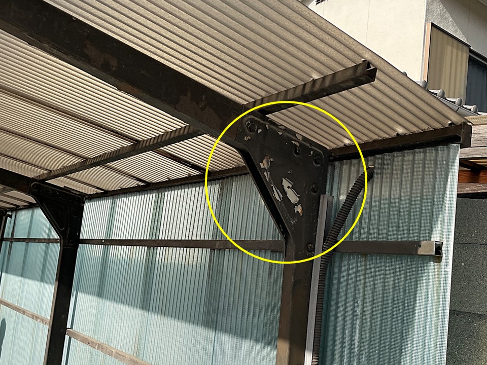 骨組みも劣化しています