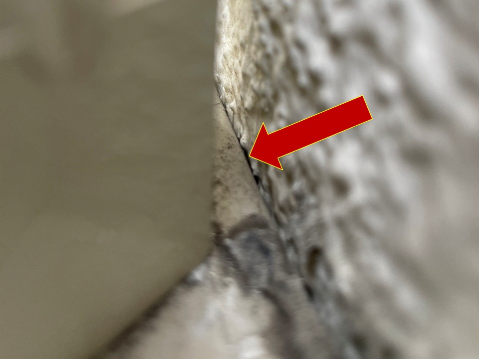 漏水箇所の特定を行いました