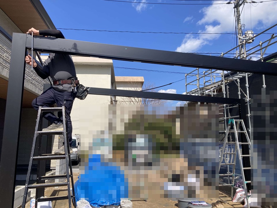 梁の固定をしていきます