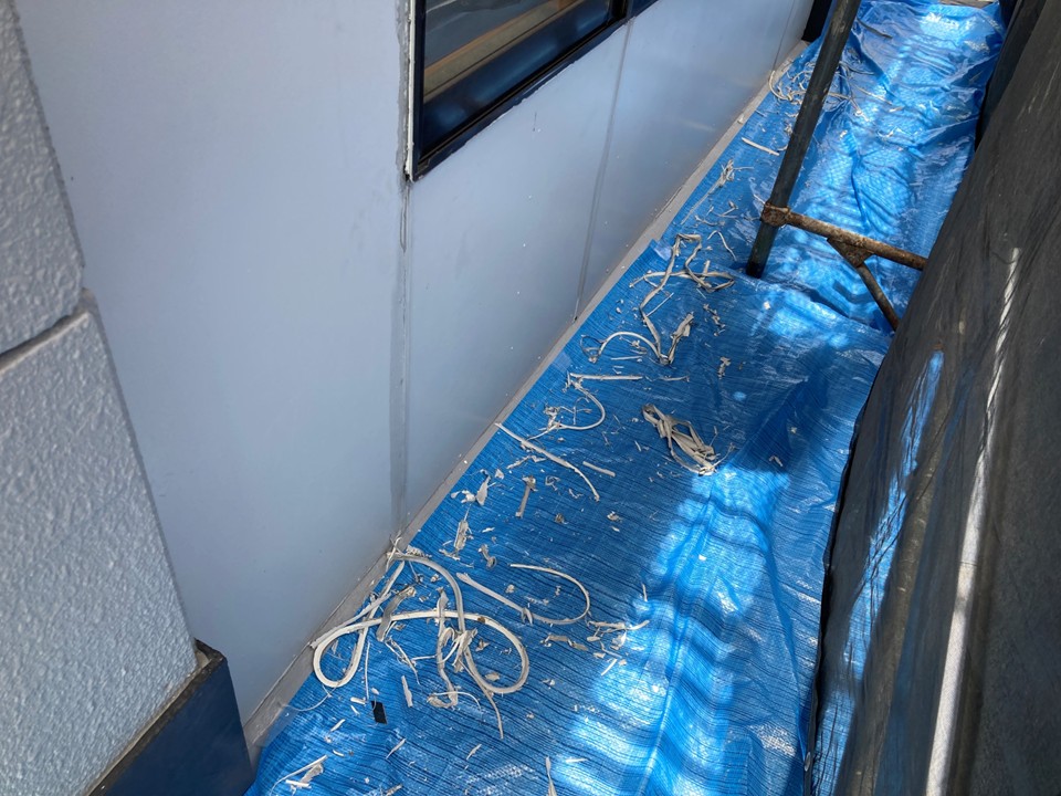 既存シーリング材撤去