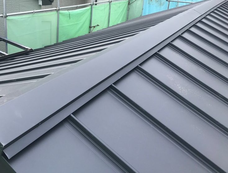 金属屋根（GLカラー鋼板）設置