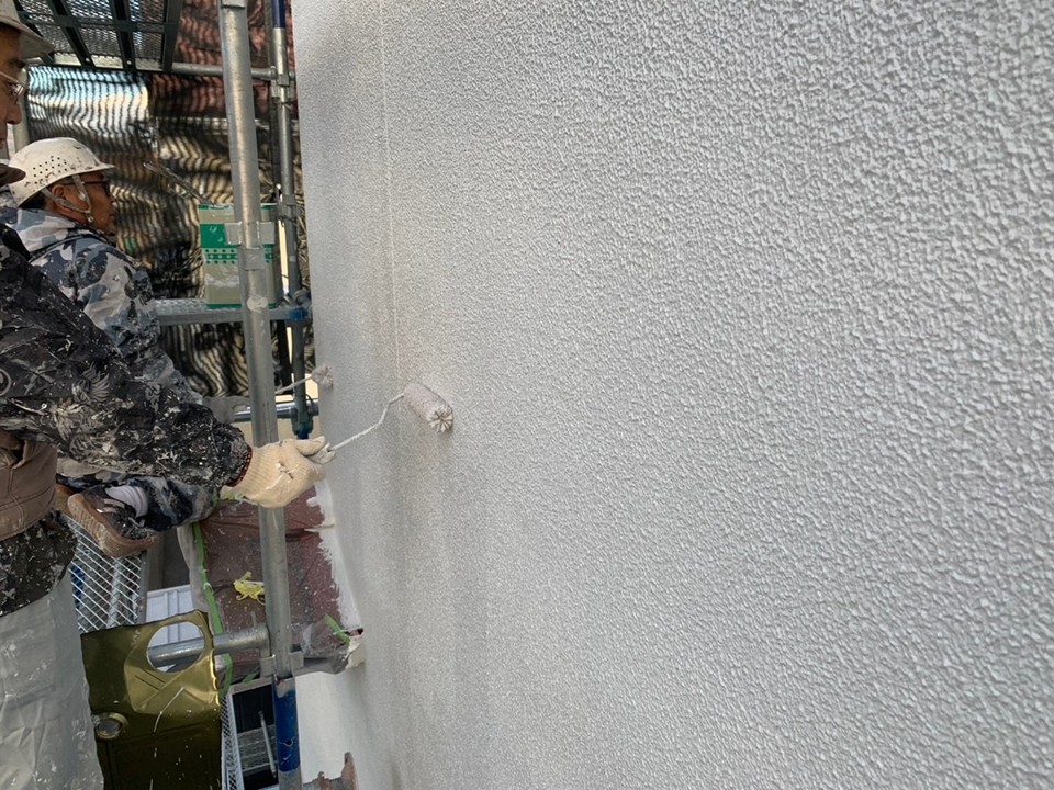 仕上げ塗料２回目