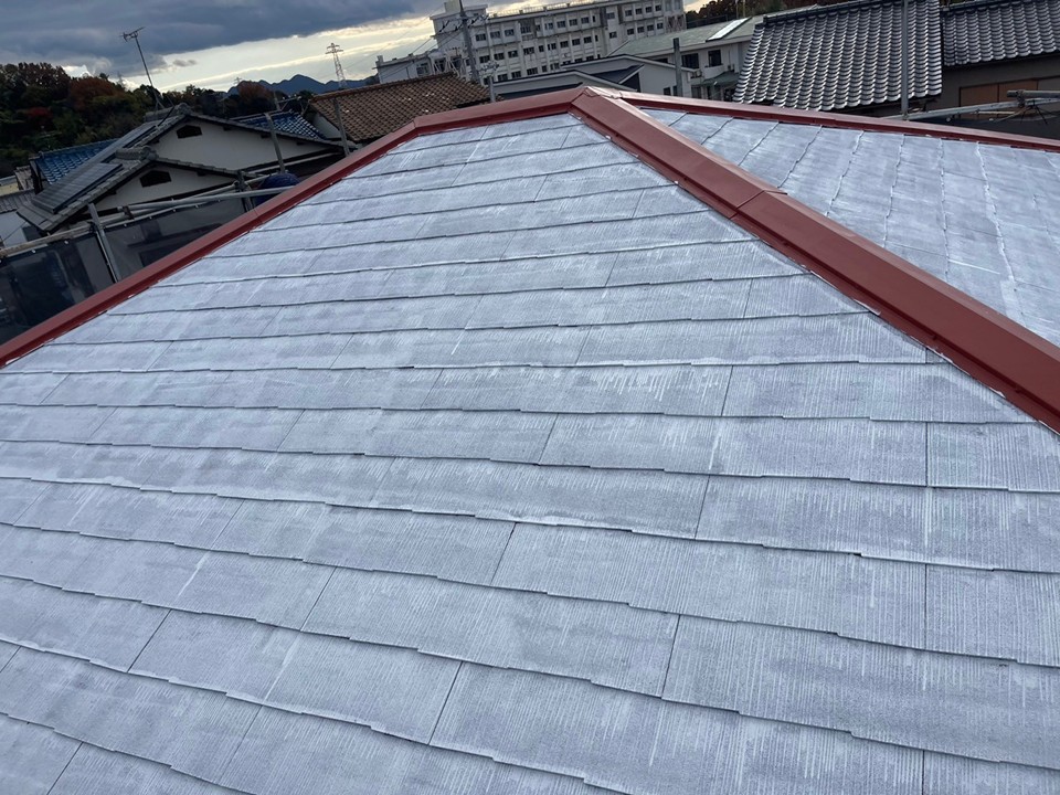 下塗り作業を行います