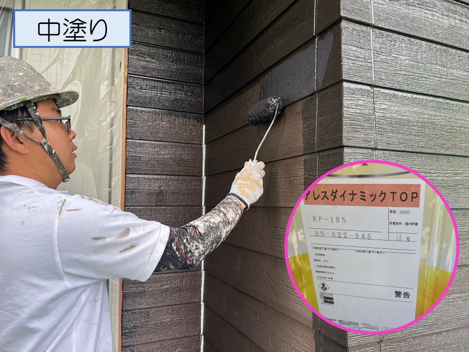 中塗りの工程に入ります