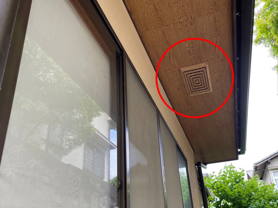 軒天の通気孔について