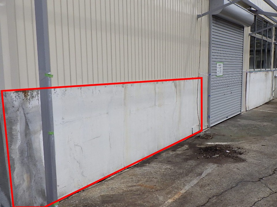 擁壁塗装を行いました