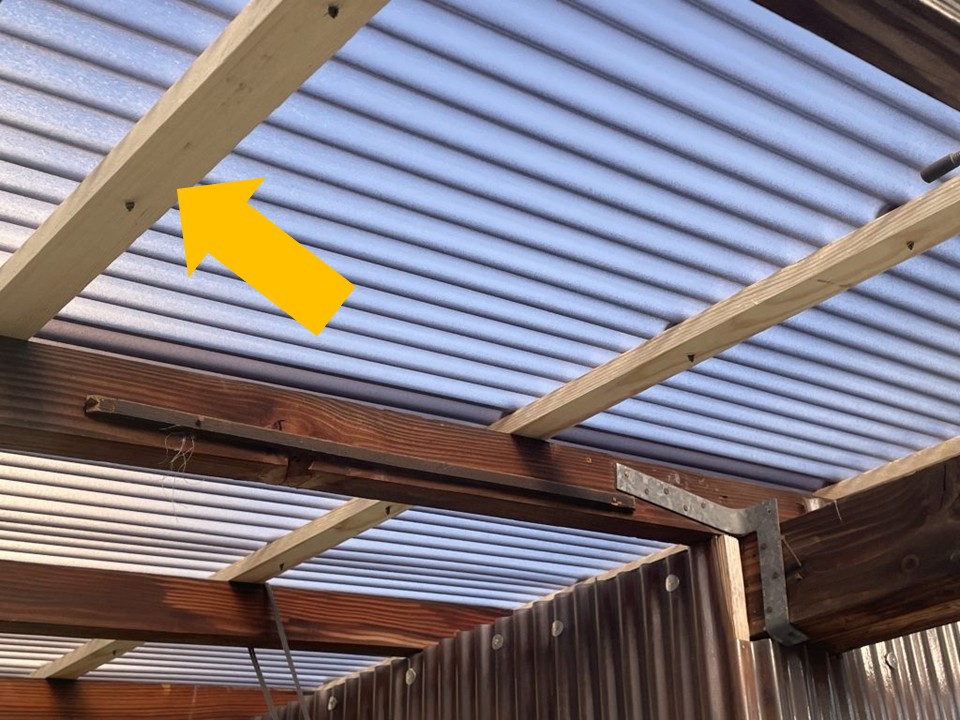 波板交換工事を行いました