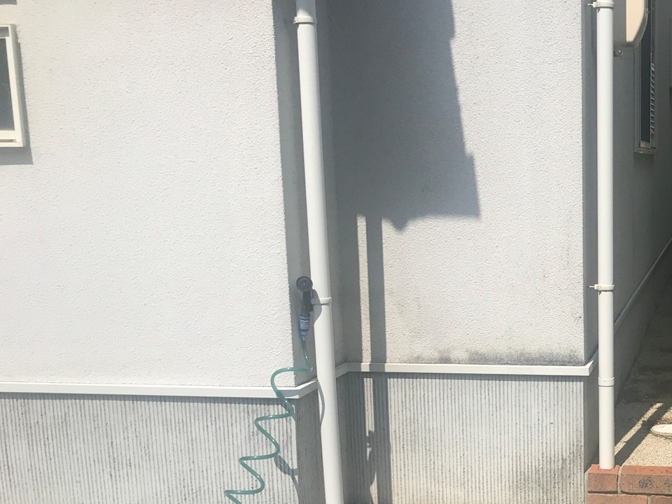 塗装前の外壁の状態です