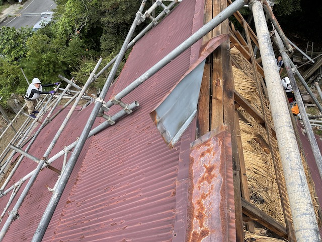 トタン屋根撤去