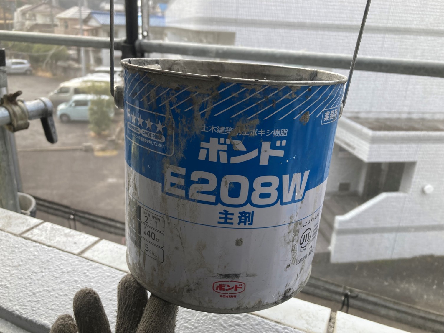 タイルを施工していきます