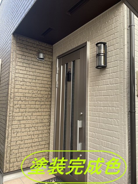 玄関付近　塗装完了