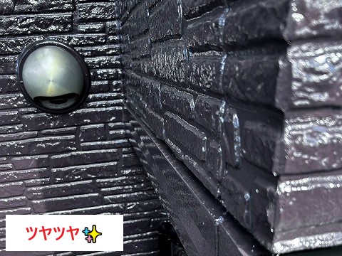 屋根工事後は、外壁塗装でお住まいのフルメンテナンスを実現