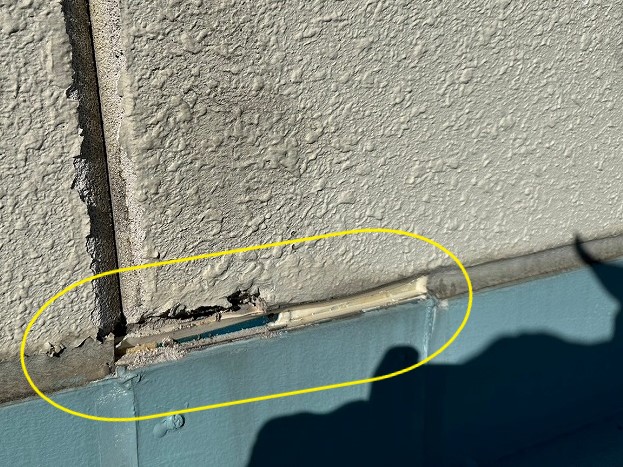 換気システム（排煙ハッチ）の雨漏り応急措置