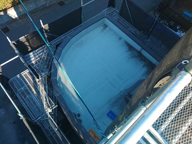 足場を組み立てた状態