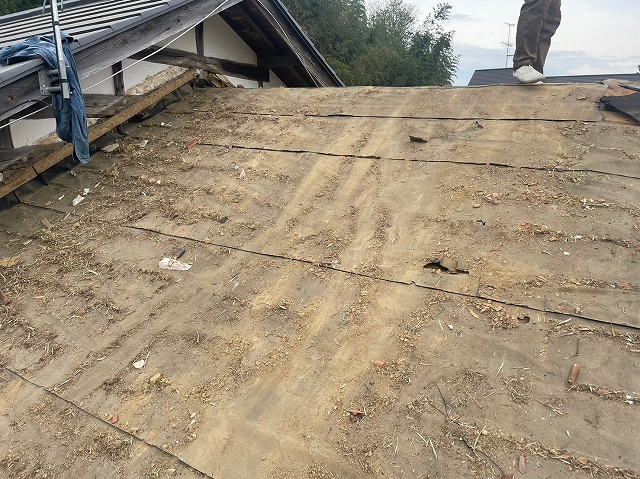 桟木を取り外した状態