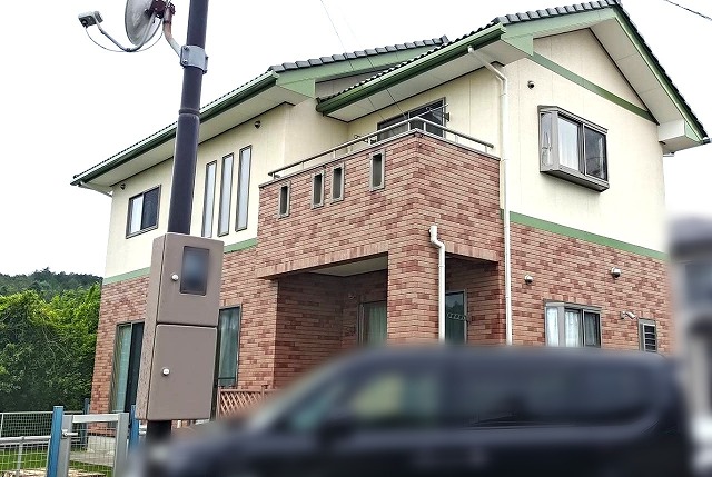 外壁などの塗装工事を行った状態のお家