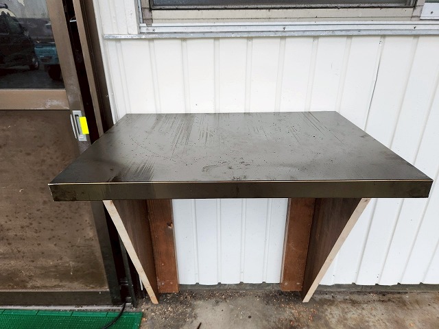 福島県いわき市　ステンレス板を使用して作業台を作成