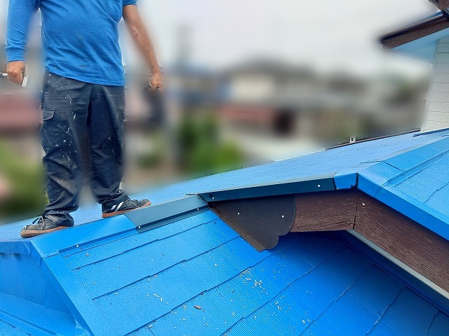 福島県三春町　雨漏りの原因となっていた部分を板金で修理した状態