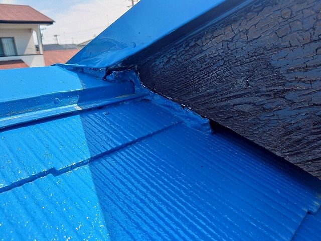 福島県三春町　雨漏りの原因となっていた棟板金付近の隙間