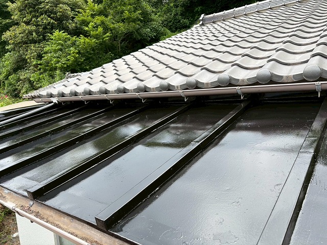 福島県いわき市　屋根塗装を行った瓦棒葺き屋根