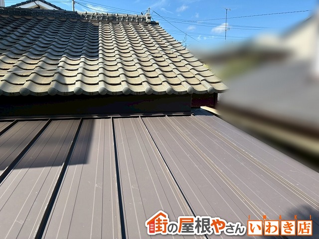 福島県いわき市　傷んだ銅板屋根に立平ロックという板金屋根材を施工した状態