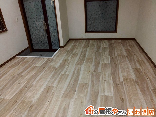 福島県南相馬市　シミや軋みが発生していた床の張り替え工事を行った状態