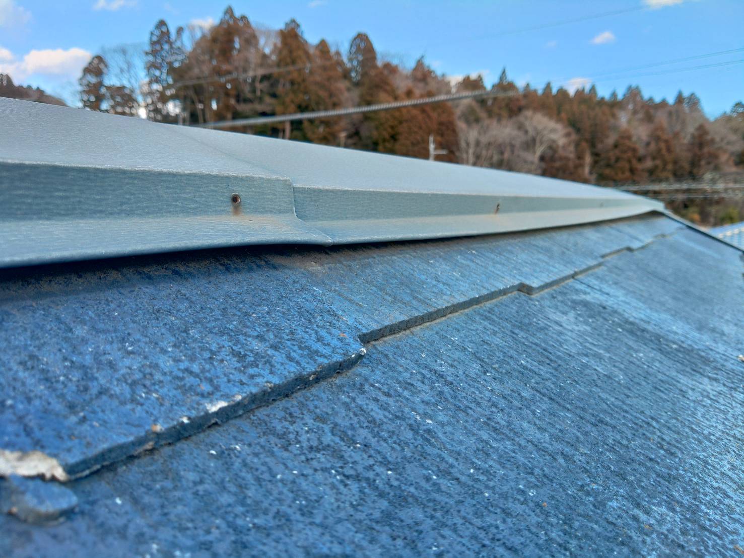 棟板金の浮き