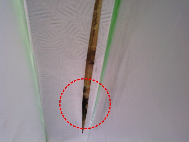 散水試験を行い雨水が侵入した状態