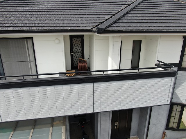 外壁塗装工事の鼻隠しや幕板に対する塗装工程