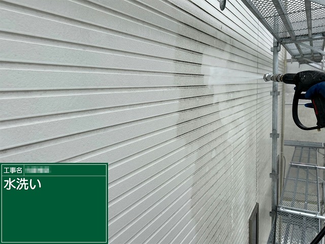 住宅外壁塗装工事のサイディング外壁への高圧洗浄