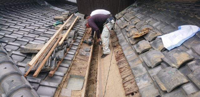 既存の板金を撤去