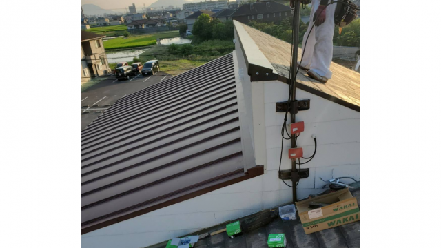 カバールーフ工法施工中