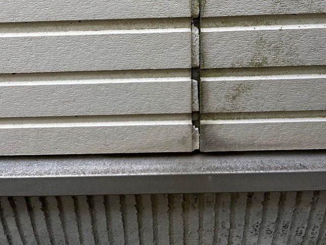 現場調査時の基礎水切り劣化状況