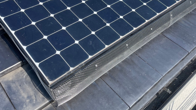 パネルを復旧してステンレスメッシュ取付