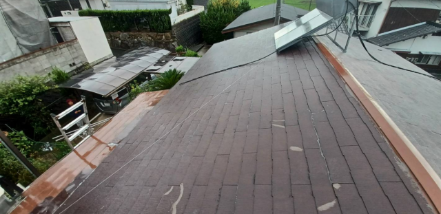 カラーベストにカバー工法