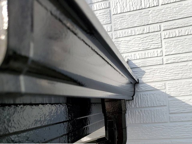 外壁塗装工事の付帯部塗装工程の完了