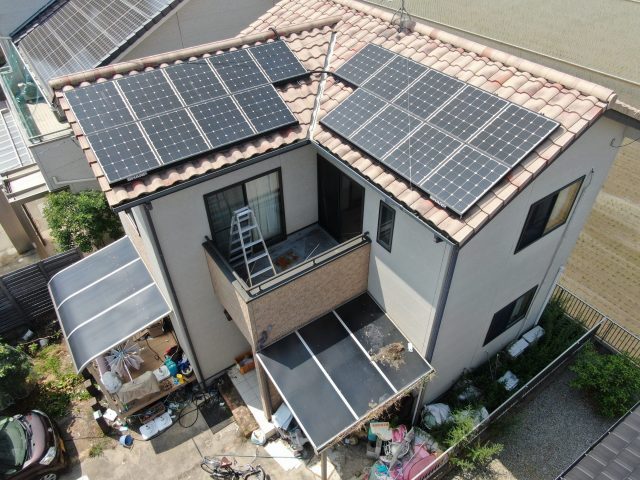 高松市で鳩被害のあった住宅の外壁調査