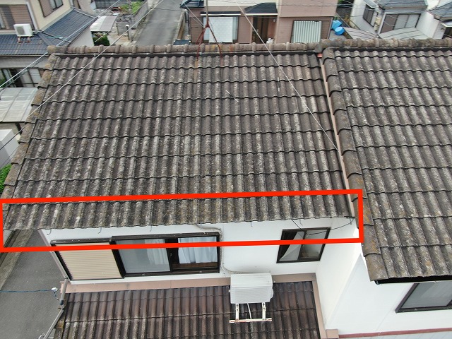 軒樋が外れた写真