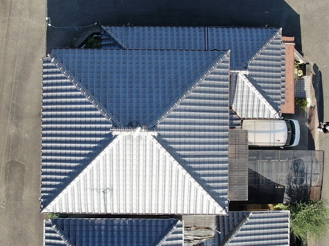 三木町の屋根点検時のドローン写真