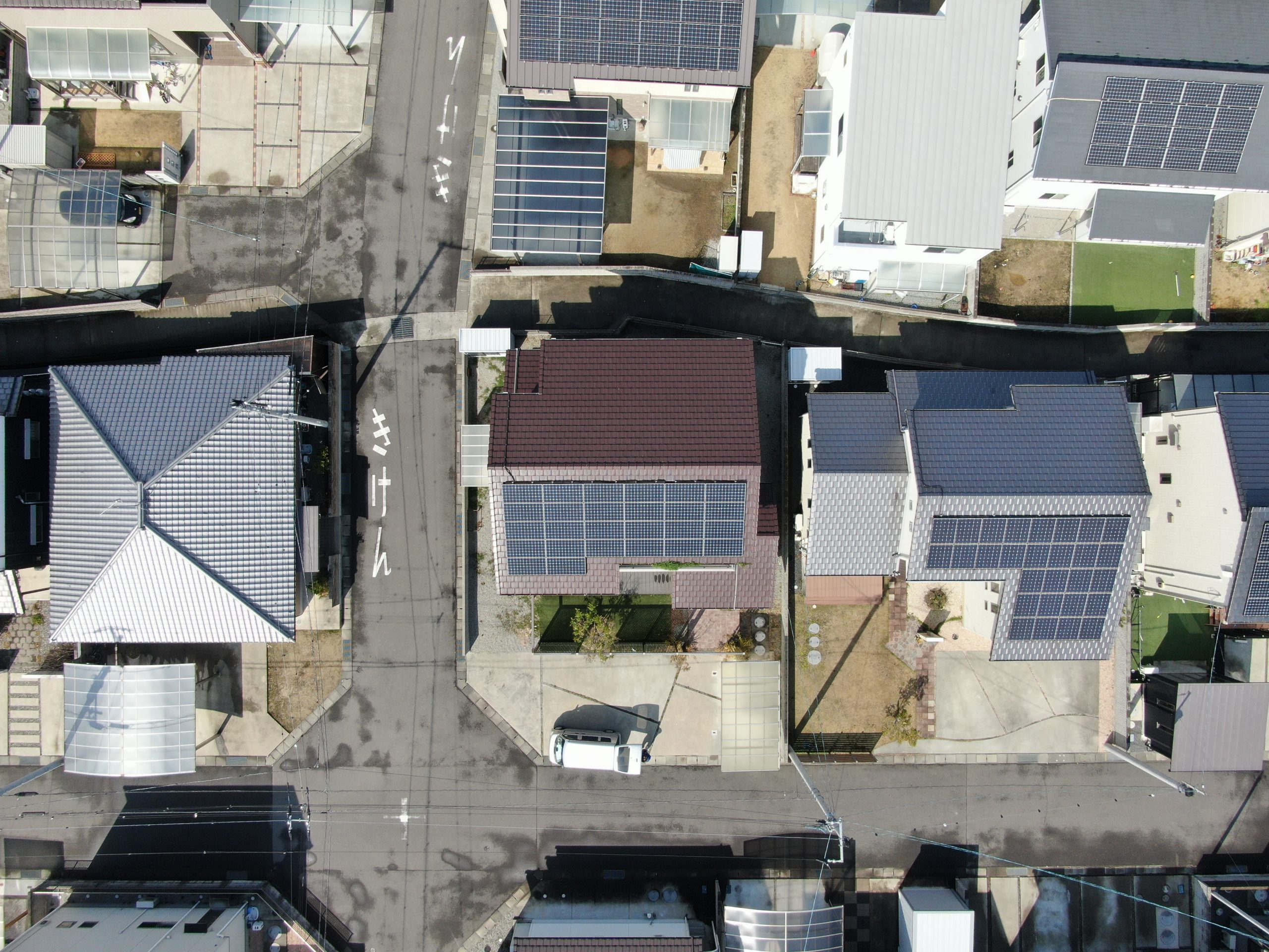 太陽光のついた屋根