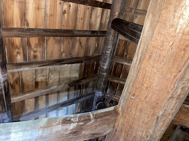 屋根裏の雨漏り状況