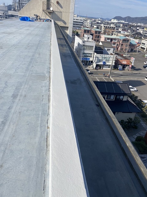 防水工事下塗り２