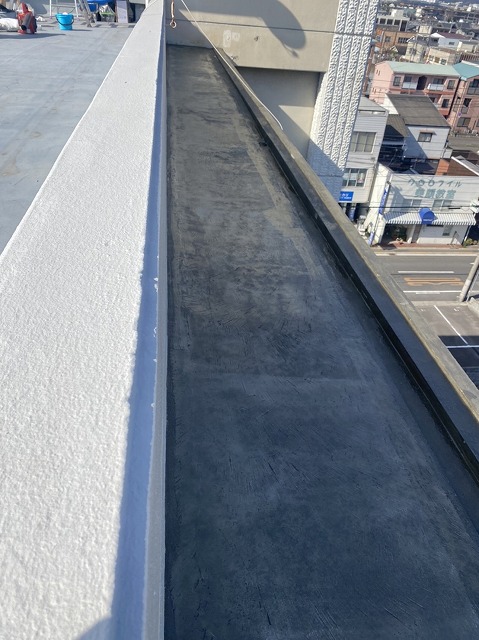 防水工事下塗り